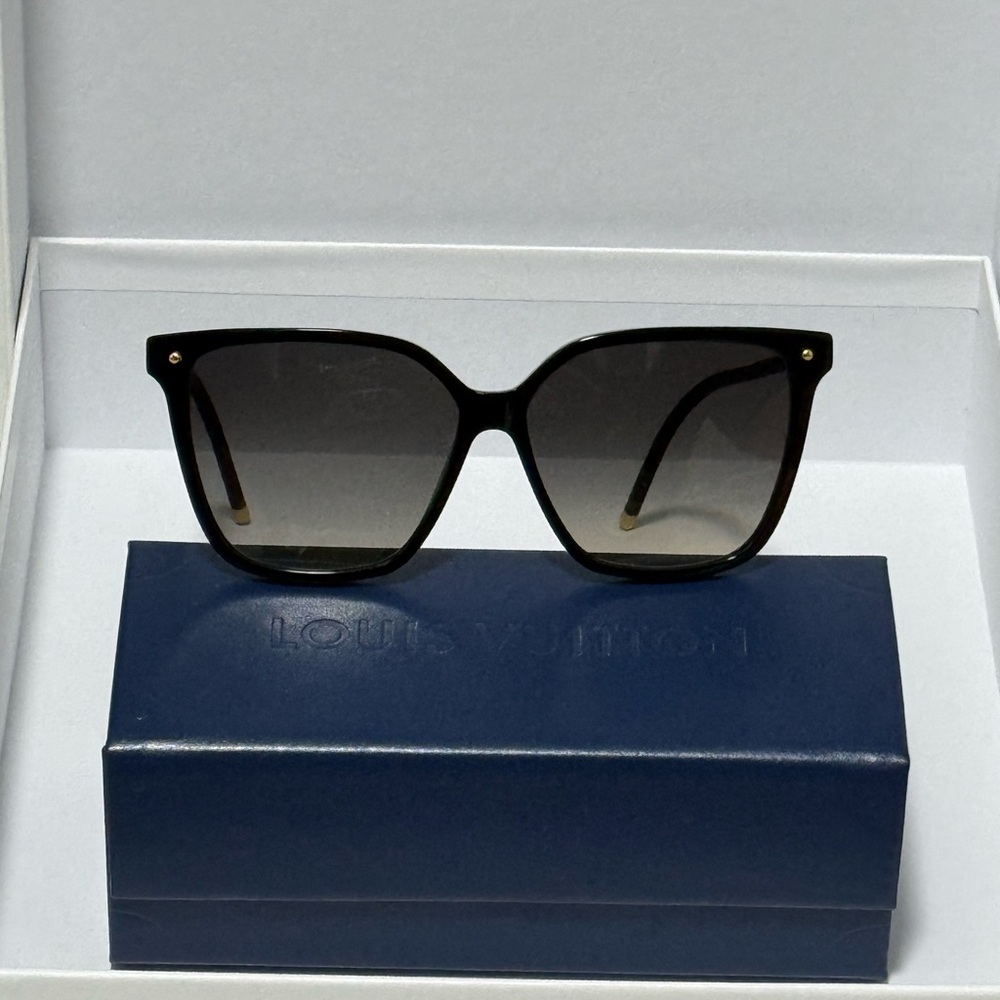 Louis Vuitton Black and Gold Sunglasses